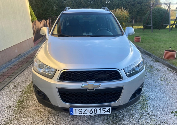 Chevrolet Captiva cena 29999 przebieg: 187000, rok produkcji 2011 z Staszów małe 326